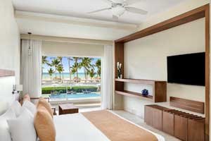 The Sun Club Junior Suite Oceant Front Rooms at Sunscape Dominicus La Romana